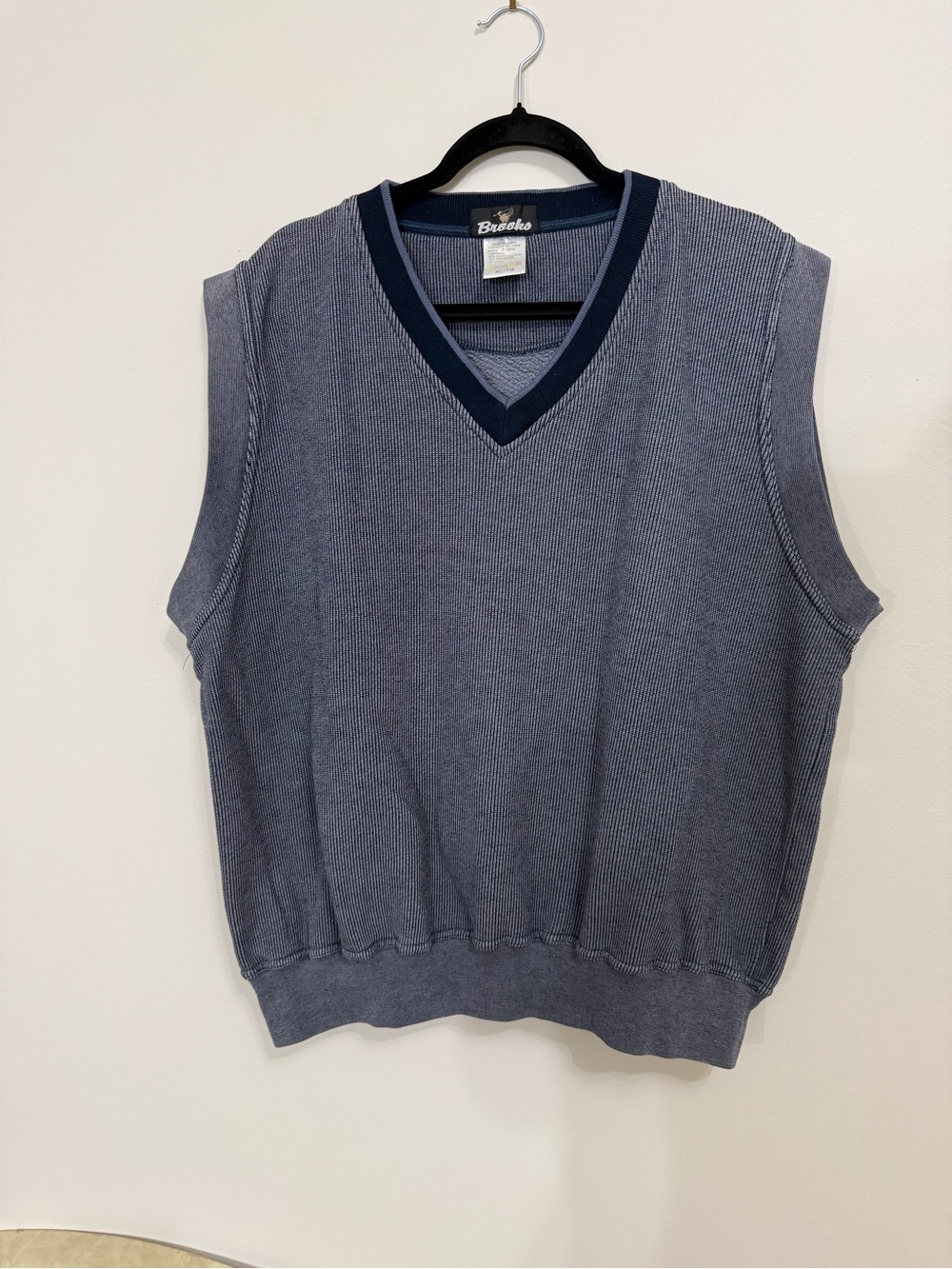 Brooks Men’s XL Blue Gray V-Neck Sweater Vest Cotton Blend Knit Casual Golf.